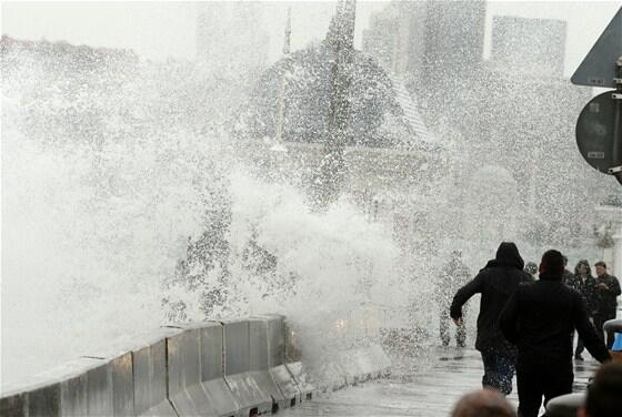 İstanbulu lodos vurdu