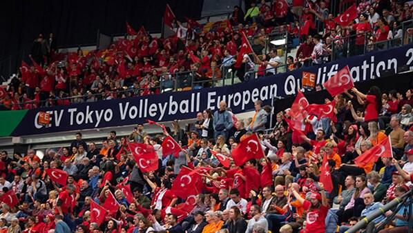 Tebrikler Filenin Sultanları Polonya - Türkiye maç sonucu: 2-3