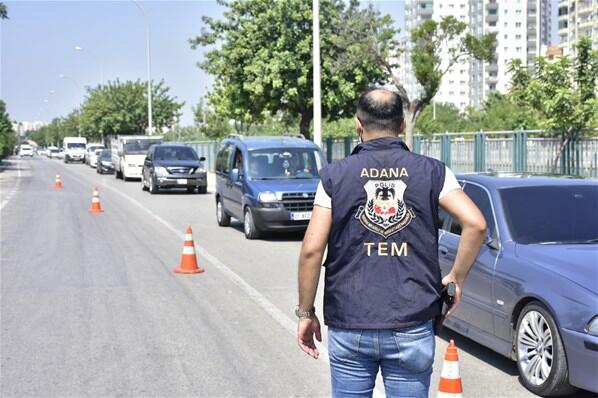 Türkiyede dev uygulama Aranan bin 281 şahıs yakalandı