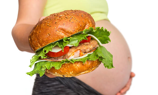 Hamilelik döneminde uzak durulması gereken 7 besin