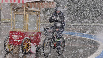 İstanbul'a kar geliyor! Kış fena bastıracak, hava buz kesecek, tarih belli oldu