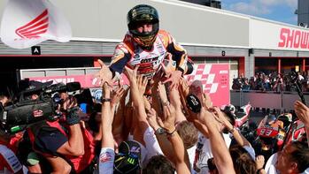 MotoGP'de şampiyon Marquez oldu