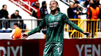 Beşiktaş Calvo'ya talip oldu tecrübeli stoper 'mutlu oldum' dedi