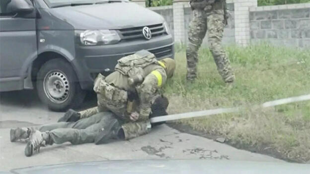 Ukrayna güçleri casusu suçüstü yakaladı