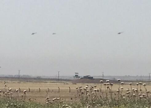 Suriye hattında yoğun helikopter hareketliliği Nusaybin'den görüntülendi