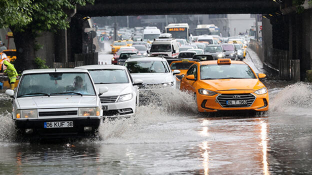 Ankara'da sel felaketi! Acı haber geldi, valilikten son dakika uyarısı: Kuvvetli olacak