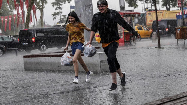 Meteoroloji'den son dakika iki uyarı! Sel ve kuvvetli yağış geliyor: İstanbul, Ankara, İzmir...