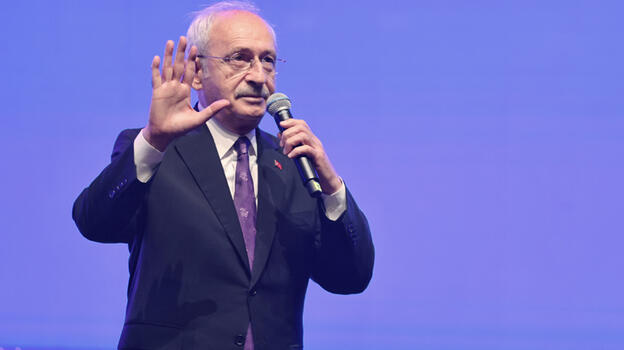 CHP lideri Kılıçdaroğlu İstanbul'a hizmette 3 yıl programında konuştu