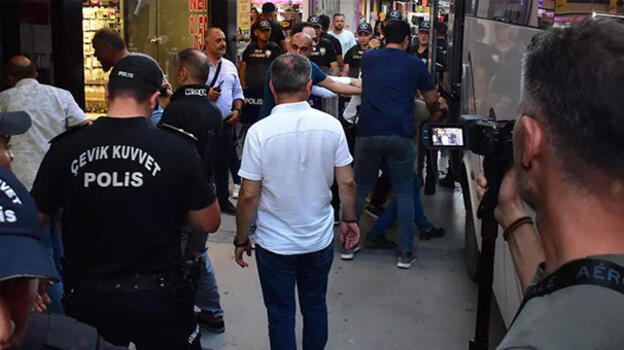 Terörist anmasında HDP İzmir il eş başkanı gözaltına alındı