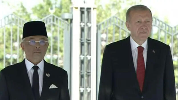 Cumhurbaşkanı Erdoğan Malezya Kralı Abdullah Şah'ı resmi törenle karşıladı