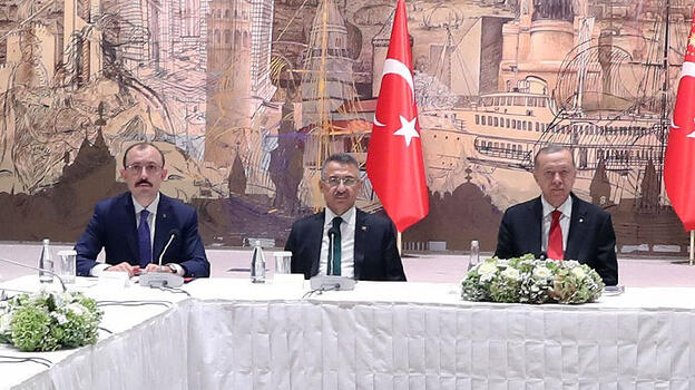 Cumhurbaşkanı Erdoğan, TİM Başkanı ve yönetim kurulu üyelerini kabul etti