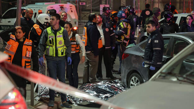 Kudüs'te sinagoga silahlı saldırı: 8 ölü, 10 yaralı