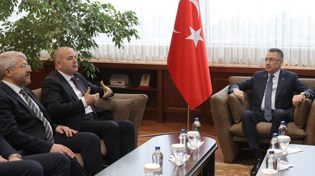 Cumhurbaşkanı Yardımcısı Oktay, Anavatan Partisi Genel Başkanı Çelebi ile bir araya geldi