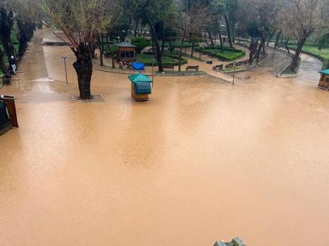Şanlıurfa'da sel felaketi! Okullar tatil edildi