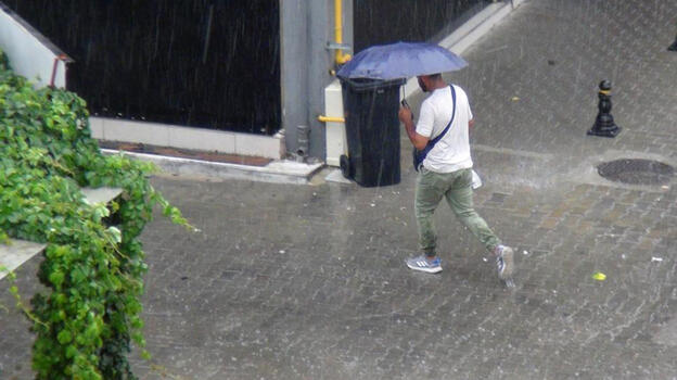 MGM'den flaş uyarı: Deprem bölgesindeki kuvvetli yağışlara dikkat!