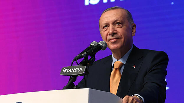 Cumhurbaşkanı Erdoğan: Depremzede öğrencilerin tamamına burs verilecek, kredileri de bursa dönecek