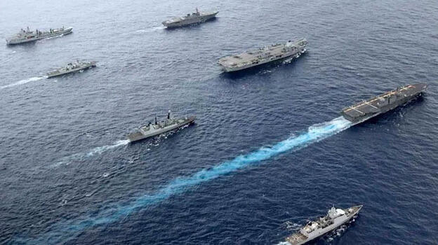 Dünyanın ilk siha gemisi TCG Anadolu Türkiye'nin gücüne güç kattı! İşte en büyük 2023'ün en büyük donanmaları...
