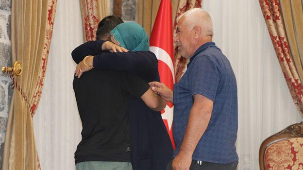 HDP önündeki evlat nöbetinde 42’nci buluşma