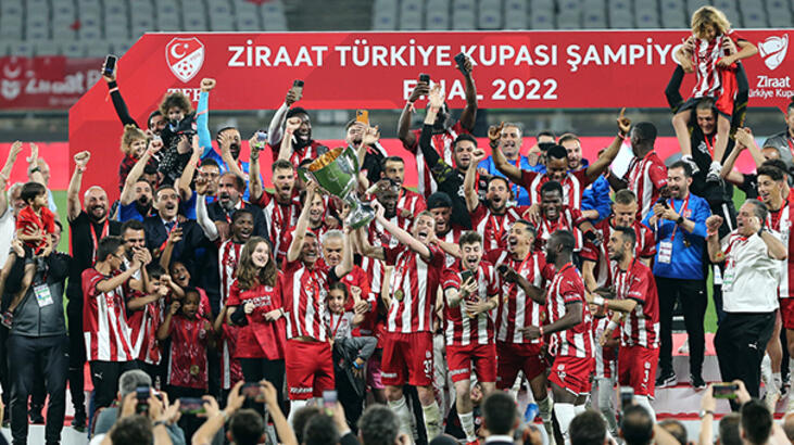 Kayserispor: 2 - Sivasspor: 3  Ziraat Türkiye Kupası'nda şampiyon Sivasspor