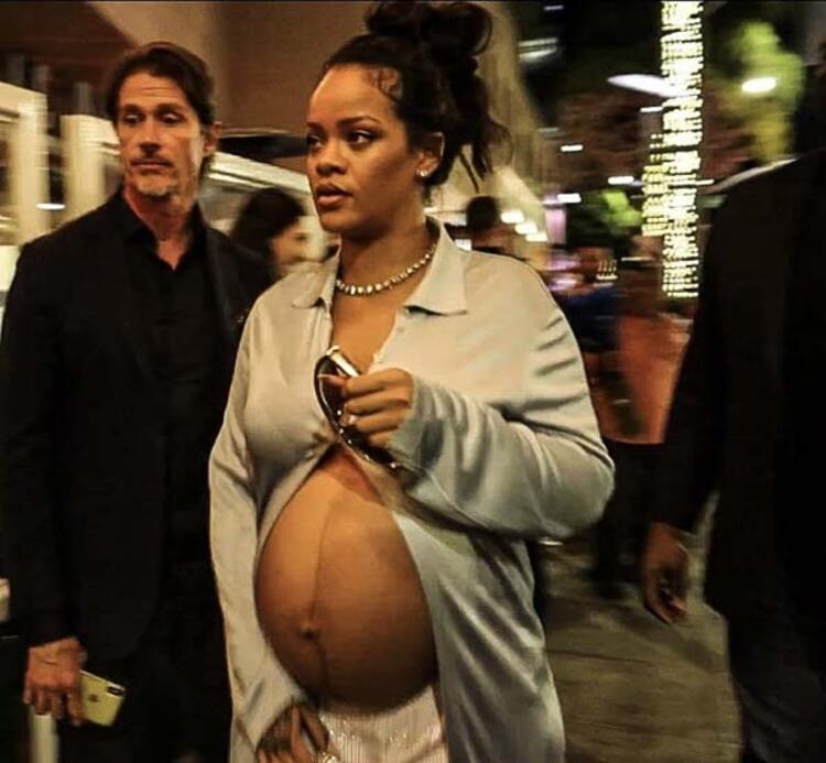 Rihanna gelen eleştirilere yanıt verdi: Neden hamileliğini saklayasın ki