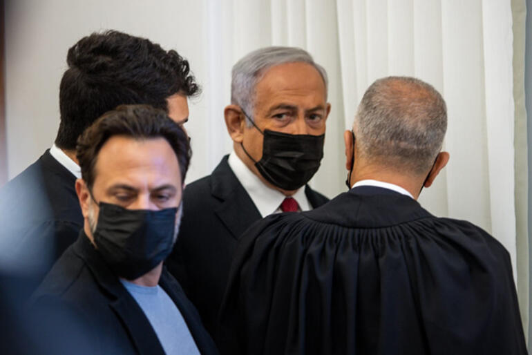 İsraili sarsan skandal Eski Başbakanı Netanyahu hakkındaki iddialar ülkeyi karıştırdı...