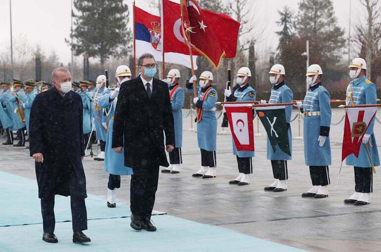 Sırbistan Cumhurbaşkanı Aleksandar Vuçiç Ankarada Cumhurbaşkanı Erdoğan resmi törenle karşıladı...