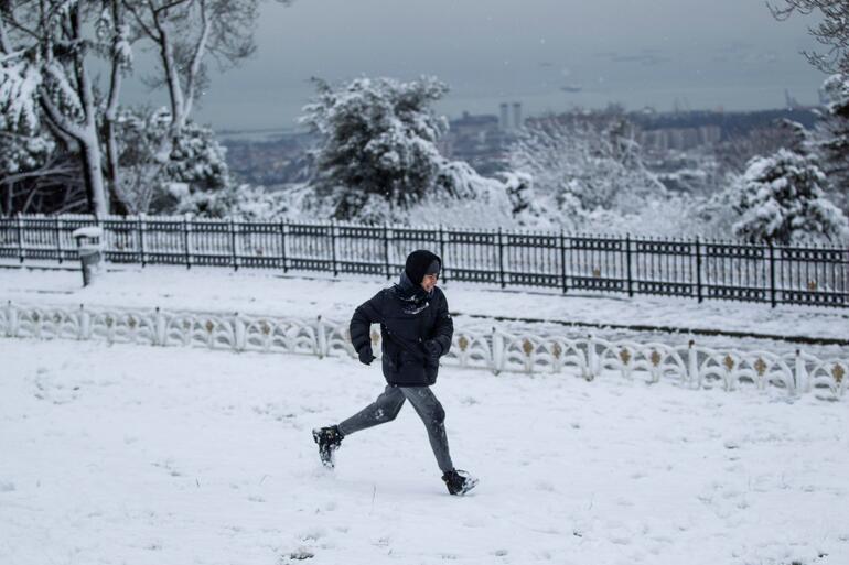 Çok yoğun kar yağışı uyarısı Son dakika açıklaması geldi ve belli oldu İstanbulda kar yeniden başlıyor, saat verildi ve...