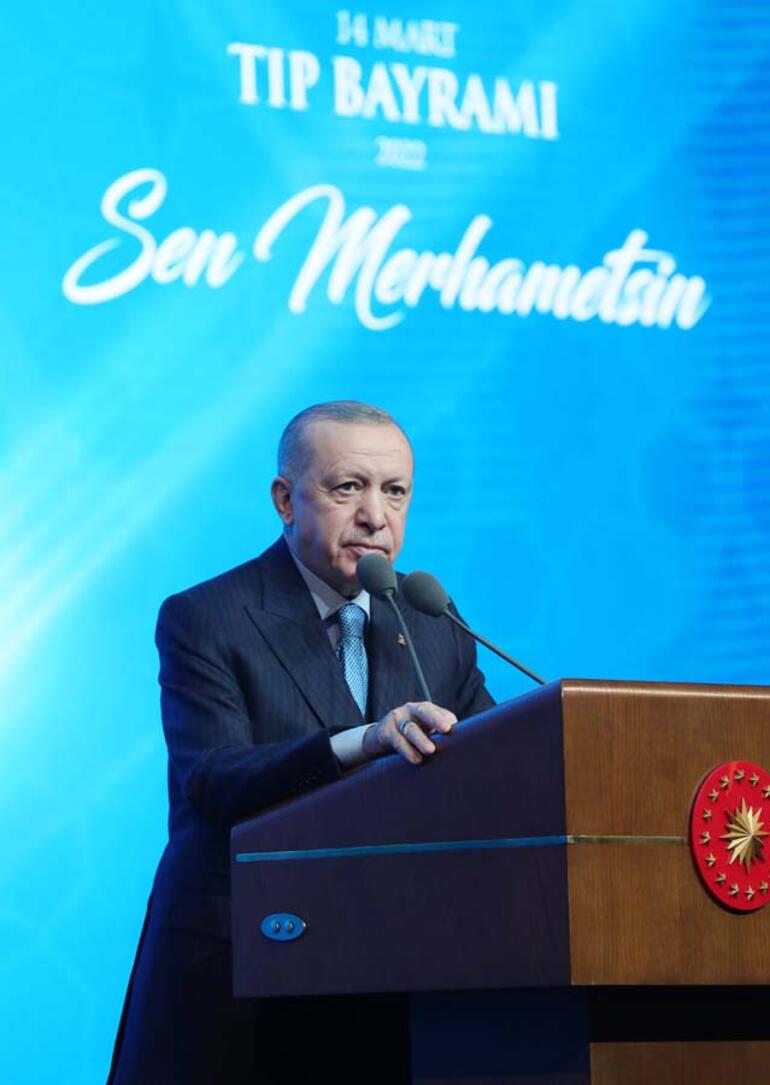 14 Mart Tıp Bayramı... Cumhurbaşkanı Erdoğan müjdeleri peş peşe duyurdu