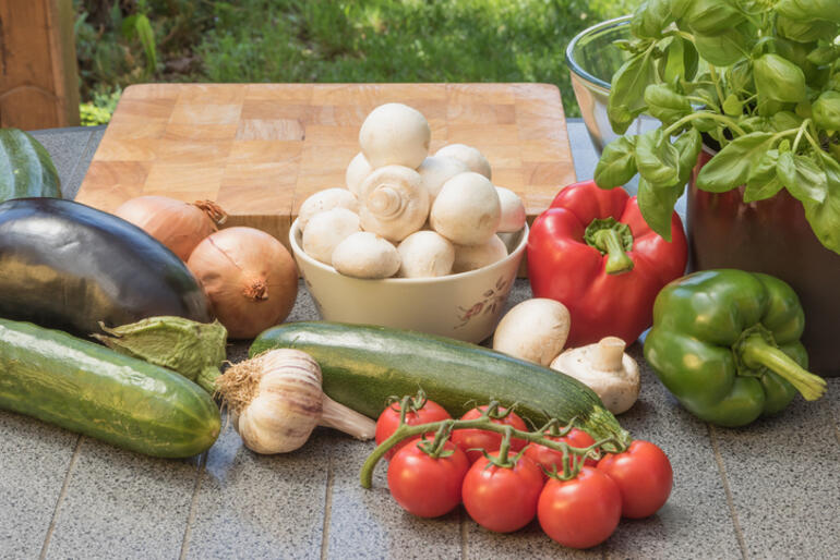 Ucuz domates, biber, salatalık, soğan fırsatı Nisan ayı tam zamanı