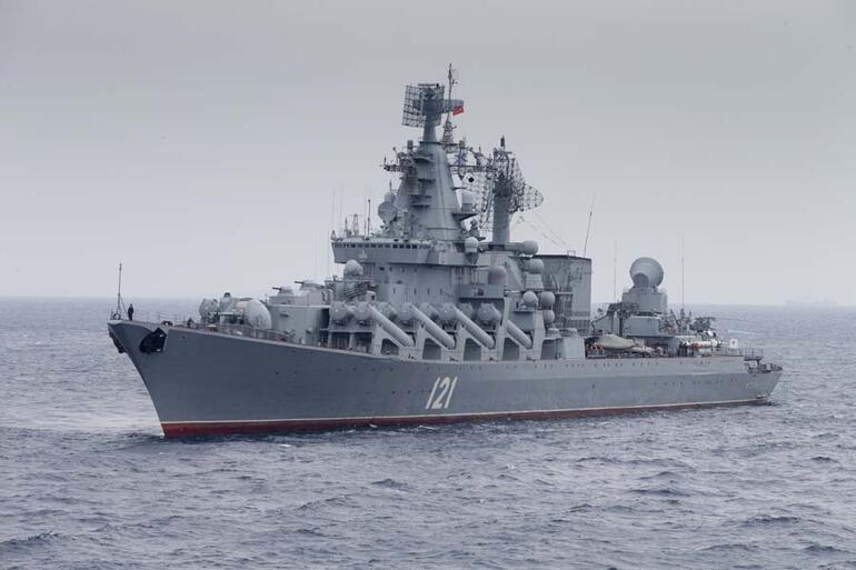 Ukrayna tarafından batırılan savaş gemisi Moskvaya Rusyadan sır operasyon