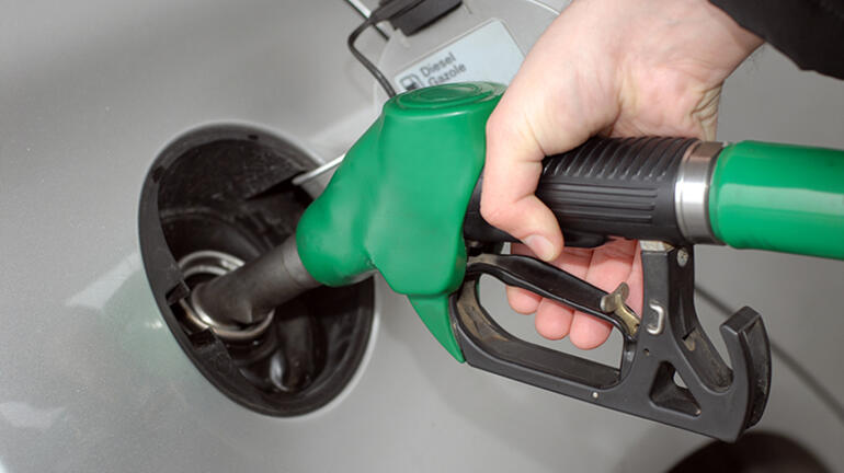 Akaryakıt fiyatı şokunu resmen duyurdular Benzin, motorin ve LPG...