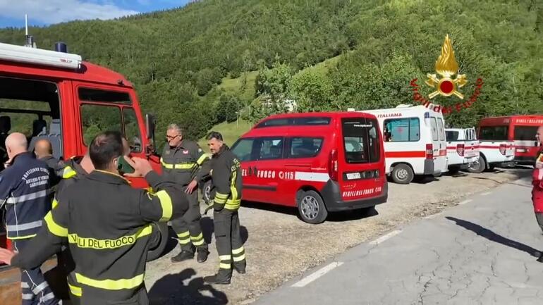 İtalyada Eczacıbaşı çalışanlarını taşırken düşen helikopterden acı haber geldi 7 kişinin cansız bedenine ulaşıldı...