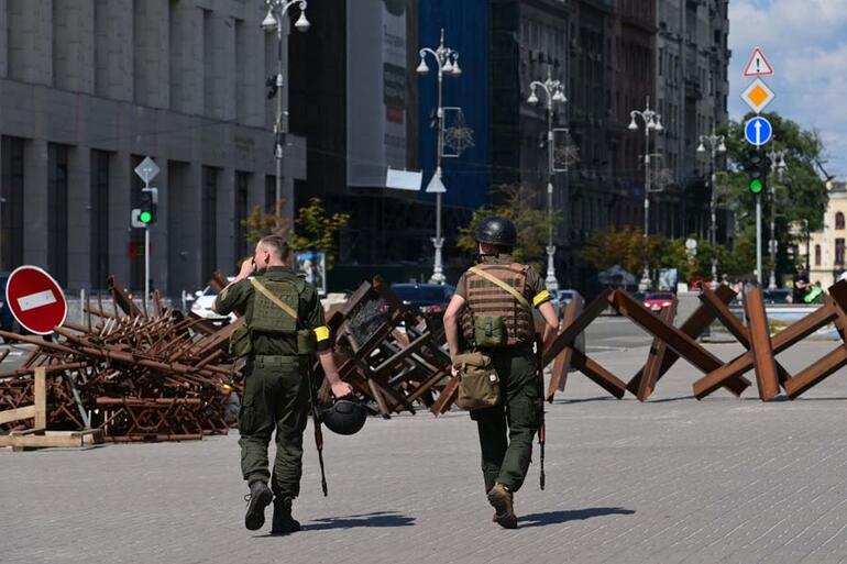 Ukrayna Silahlı Kuvvetlerinin kararı infial yarattı Zelenski küplere bindi