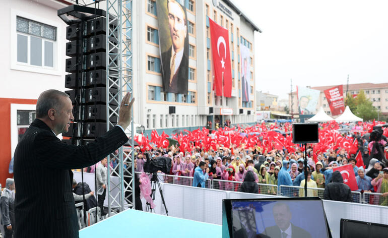 Cumhurbaşkanı Erdoğan: İlim, fikir ve erdem sahibi gençlik istiyoruz