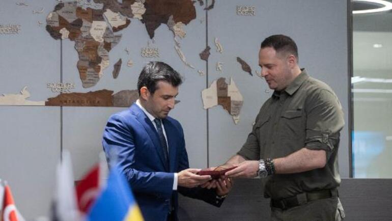 Ukrayna Cumhurbaşkanlığı Ofisi Başkanı Andriy Yermaktan BAYKARa ziyaret