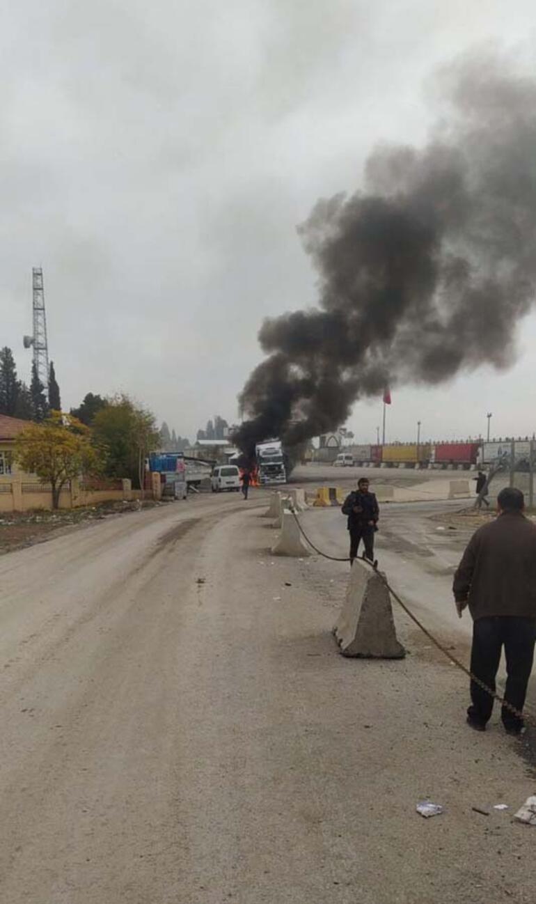 YPGden Karkamışa roketli saldırı 3 ölü 10 yaralı