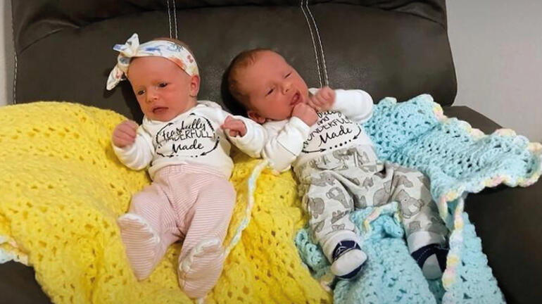 Resmen mucize İkiz bebekler 30 yaşında doğdu