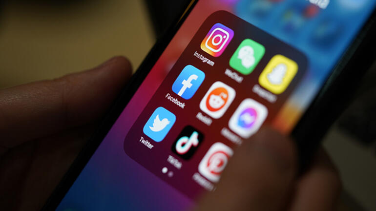 Sosyal medyada paylaşım yapanlar dikkat 4 yıl hapis cezası var
