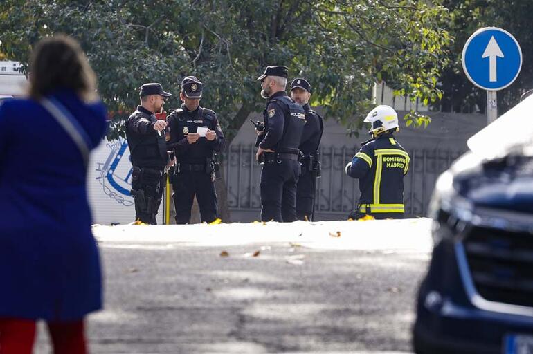Ukrayna’nın Madrid Büyükelçiliği’ne bombalı zarf gönderildi: 1 yaralı