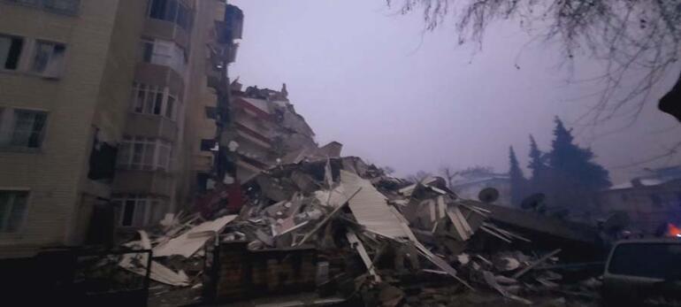 Kahramanmaraş merkezli 7.7 büyüklüğünde deprem; 5 bölge sallandı, çok sayıda il etkilendi