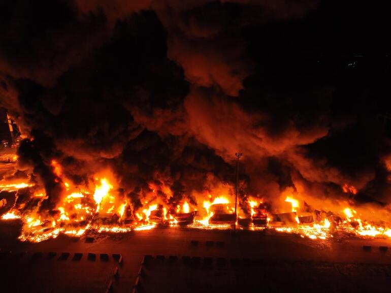 İskenderun Limanındaki yangın havadan görüntülendi İşte son durum