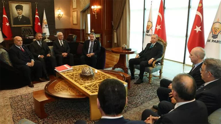 Cumhurbaşkanı Erdoğan, BBP Genel Başkanı Destici ile görüştü